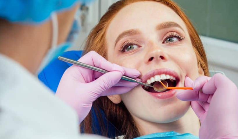 How Family Dentistry Encourages Confidence Through Cosmetic Options